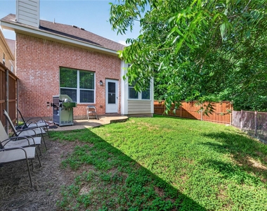 509 Heath Lane - Photo Thumbnail 13