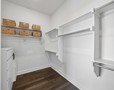 737 N Zang Boulevard - Photo Thumbnail 18