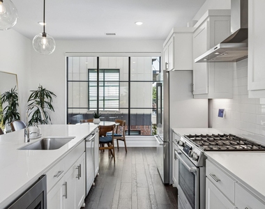 737 N Zang Boulevard - Photo Thumbnail 7