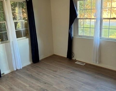 2520 Bancroft Street - Photo Thumbnail 6