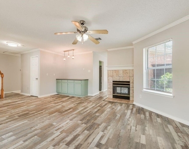 5610 Eagle Rock Road - Photo Thumbnail 6