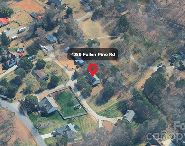 4089 Fallen Pine Road - Photo Thumbnail 2