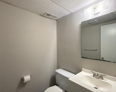 409 Hawley Avenue - Photo Thumbnail 6