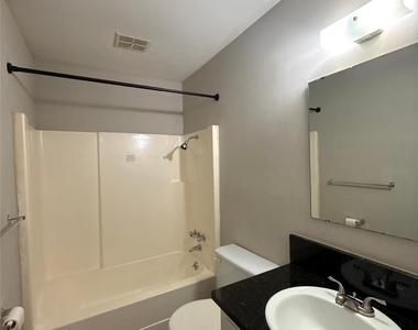 409 Hawley Avenue - Photo Thumbnail 8