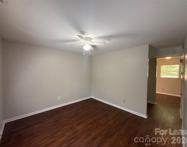 409 Hawley Avenue - Photo Thumbnail 2