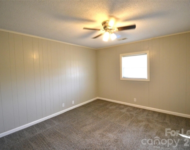 116 E Church Street - Photo Thumbnail 17