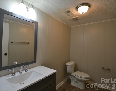 116 E Church Street - Photo Thumbnail 12
