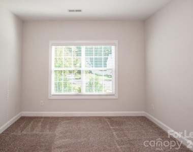 128 Wheelwright Way - Photo Thumbnail 33