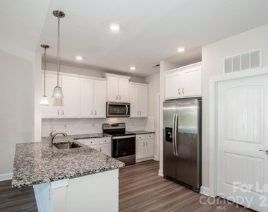 128 Wheelwright Way - Photo Thumbnail 17