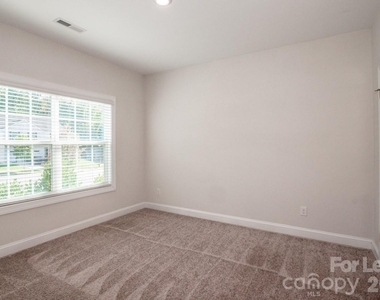 128 Wheelwright Way - Photo Thumbnail 34