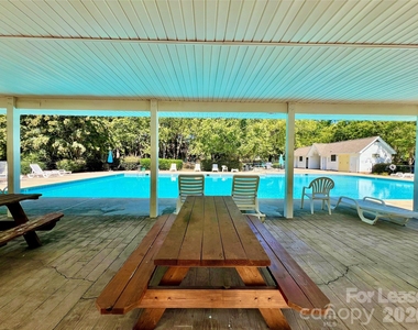 10132 Reindeer Way Lane - Photo Thumbnail 23