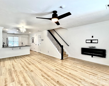 10132 Reindeer Way Lane - Photo Thumbnail 10