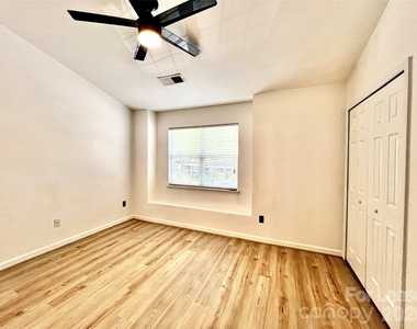 10132 Reindeer Way Lane - Photo Thumbnail 13