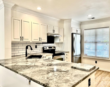 10132 Reindeer Way Lane - Photo Thumbnail 2