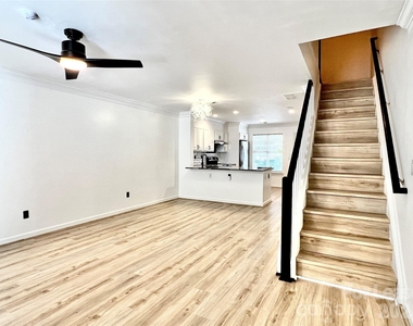 10132 Reindeer Way Lane - Photo Thumbnail 11