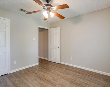 5909 Kesler Drive - Photo Thumbnail 24