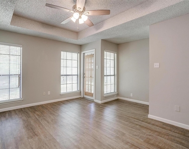 5909 Kesler Drive - Photo Thumbnail 15