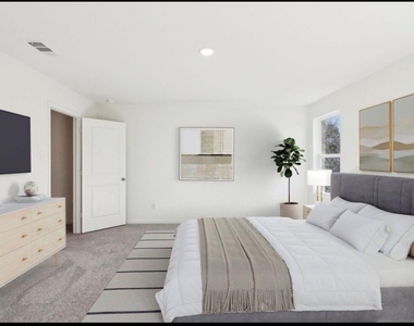 4523 Firewheel Drive - Photo Thumbnail 7