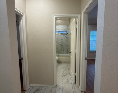 4724 Birchbend Lane - Photo Thumbnail 29