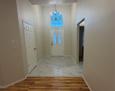 4724 Birchbend Lane - Photo Thumbnail 4