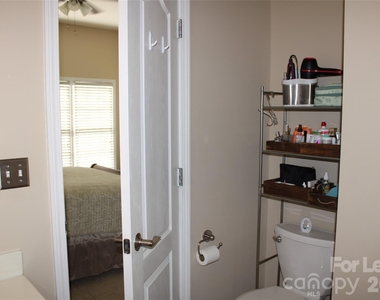 13708 Anthea Lane - Photo Thumbnail 17