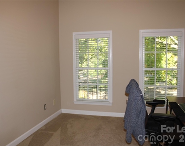 13708 Anthea Lane - Photo Thumbnail 19