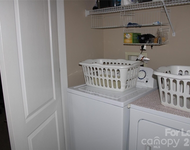 13708 Anthea Lane - Photo Thumbnail 21