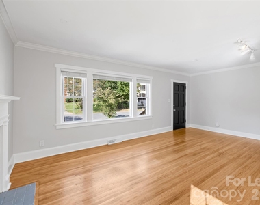 2932 Hanson Drive - Photo Thumbnail 4