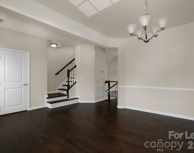 2302 Rachelwood Drive - Photo Thumbnail 13