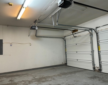 2713 Clovermeadow Drive - Photo Thumbnail 27