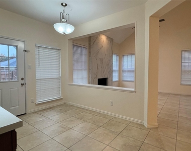 2713 Clovermeadow Drive - Photo Thumbnail 9