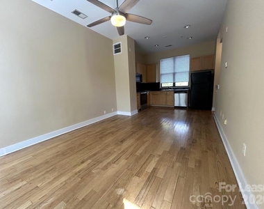 937 E 7th Street - Photo Thumbnail 12