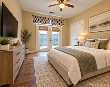 937 E 7th Street - Photo Thumbnail 5