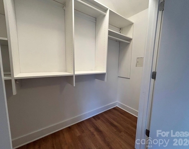 937 E 7th Street - Photo Thumbnail 10