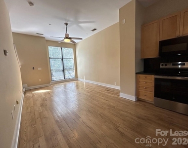 937 E 7th Street - Photo Thumbnail 15