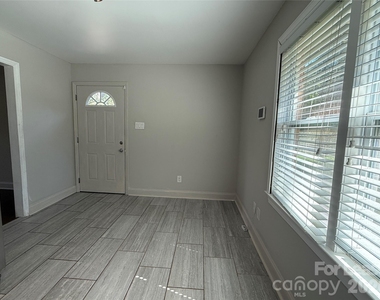117 Grover Moore Place - Photo Thumbnail 9