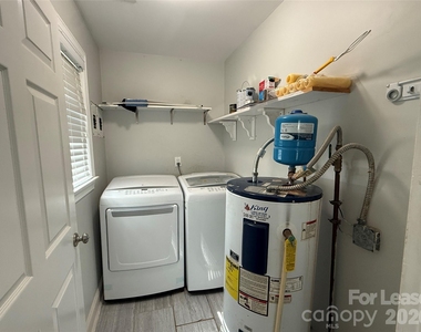 117 Grover Moore Place - Photo Thumbnail 11