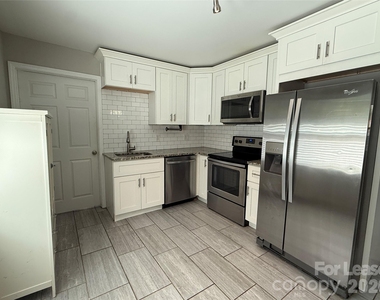 117 Grover Moore Place - Photo Thumbnail 8