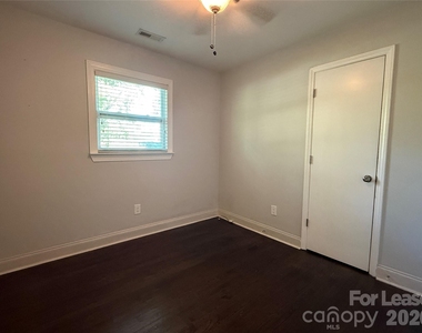 117 Grover Moore Place - Photo Thumbnail 13