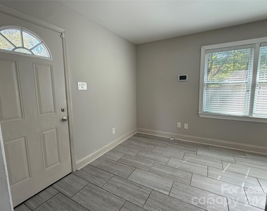 117 Grover Moore Place - Photo Thumbnail 5