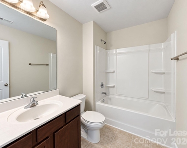 7431 Sienna Heights Place - Photo Thumbnail 14