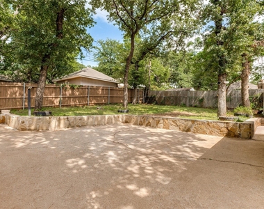 4108 Sunday Hill Drive - Photo Thumbnail 16