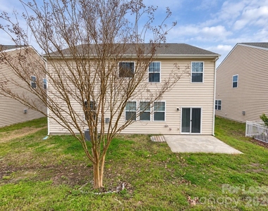 1109 Wainscott Drive - Photo Thumbnail 29