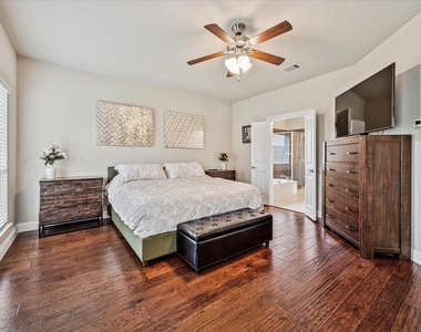 10225 Blackberry Street - Photo Thumbnail 13