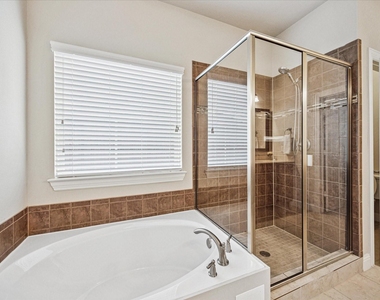 10225 Blackberry Street - Photo Thumbnail 17