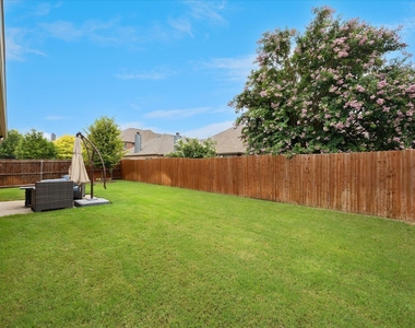 10225 Blackberry Street - Photo Thumbnail 24