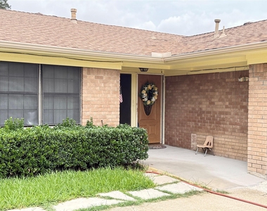 681 Surf Street - Photo Thumbnail 17