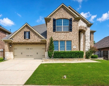 342 Manchester Drive - Photo Thumbnail 1