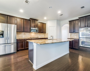 342 Manchester Drive - Photo Thumbnail 22