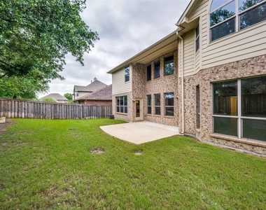 342 Manchester Drive - Photo Thumbnail 34